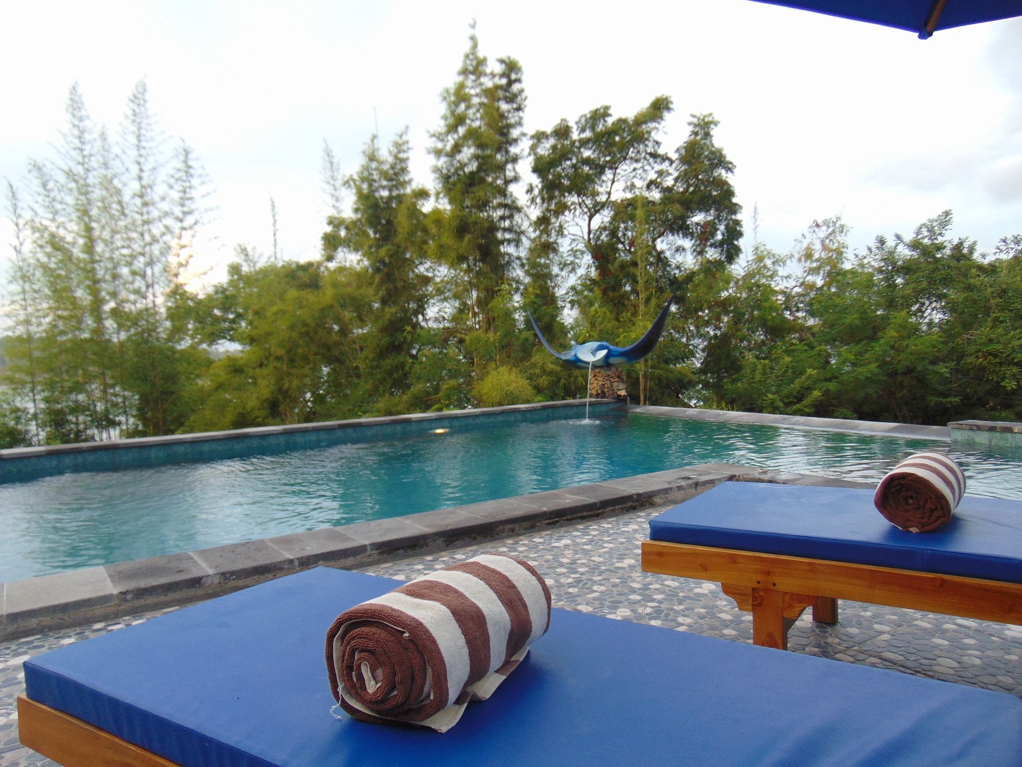 Starfish Lembongan Hotell Exteriör bild